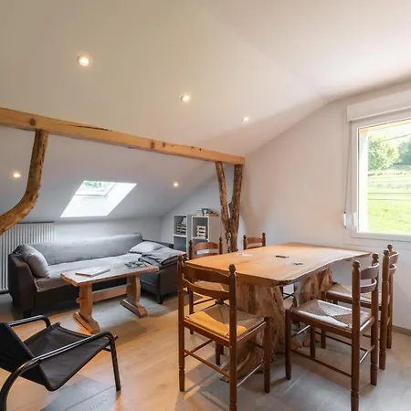 D'hotes - Nos Racines Bed and Breakfast 3*